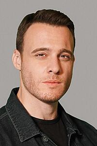 Porträt von Kerem Bürsin