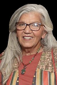 Porträt von Linda May