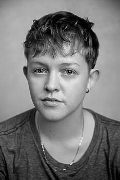 Porträt von Maura Bird