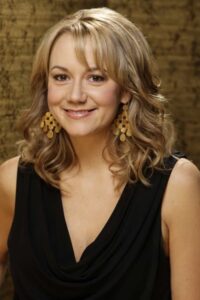 Porträt von Megyn Price