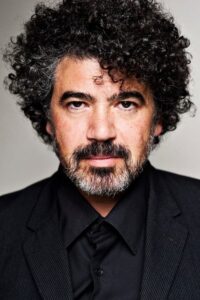 Porträt von Miltos Yerolemou