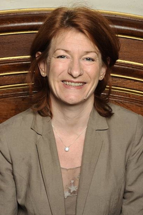 Porträt von Muriel Mayette