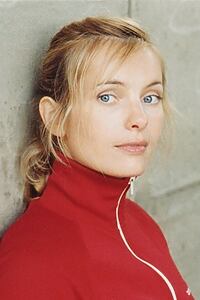 Porträt von Nadja Uhl