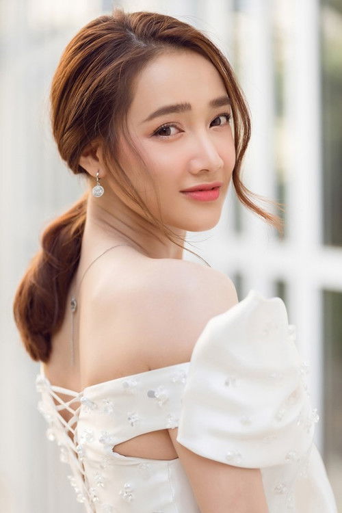 Porträt von Nhã Phương