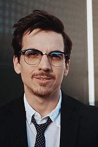Porträt von Nicholas Saenz