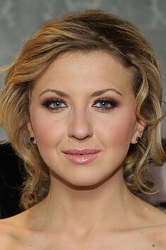 Porträt von Nina Arianda