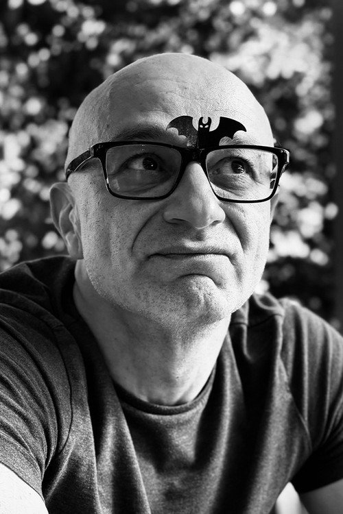 Porträt von Ninos Aghakhan