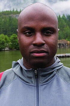 Porträt von Olatunde Osunsanmi