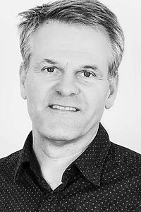 Porträt von Peter Worsley