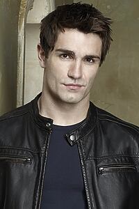Porträt von Sam Witwer