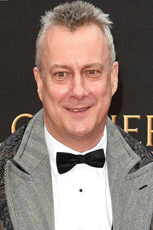 Porträt von Stephen Tompkinson