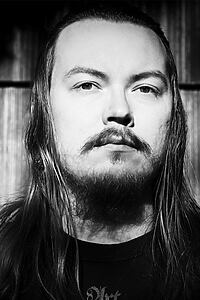Porträt von Tatu Heikkinen