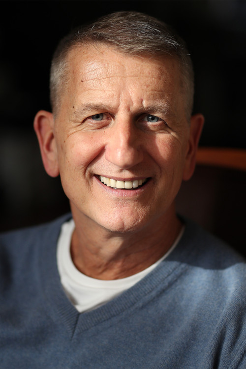 Porträt von Tom Kirdahy