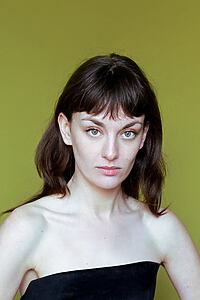 Porträt von Violet Braeckman
