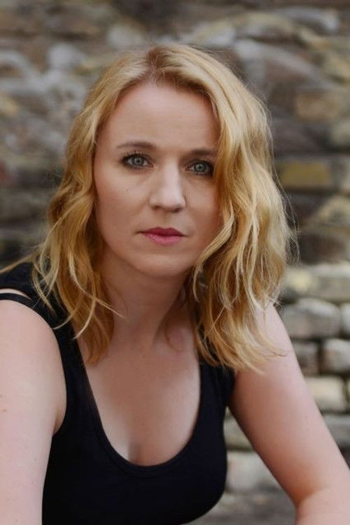 Porträt von Winnie Böwe