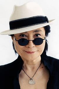 Porträt von Yoko Ono
