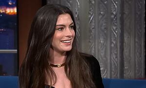 Beitragsbild zu Anne Hathaway will „Plötzlich Prinzessin 3“ endlich voranbringen