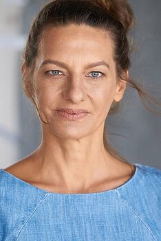 Porträt von Catrin Striebeck