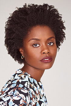 Porträt von Denée Benton
