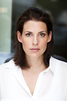 Porträt von Elena Uhlig