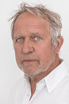 Porträt von Harald Krassnitzer