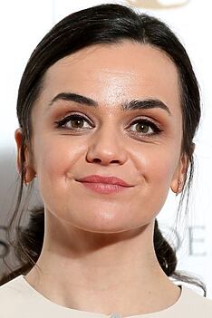 Porträt von Hayley Squires