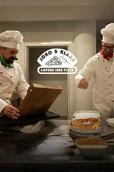 Serienplakat zu Joko & Klaas liefern Ihre Pizza