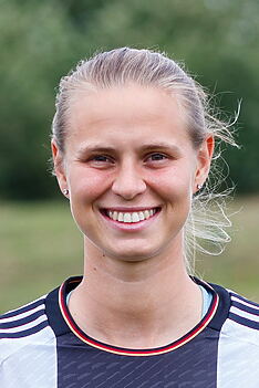 Porträt von Klara Bühl