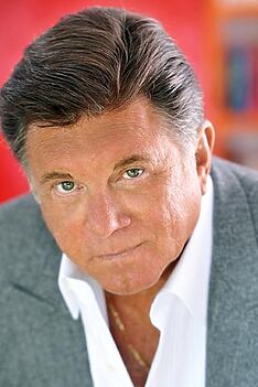 Porträt von Larry Manetti
