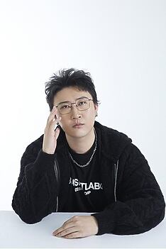 Porträt von Liang Sheng