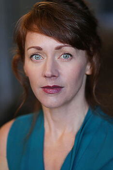 Porträt von Lucianne McEvoy