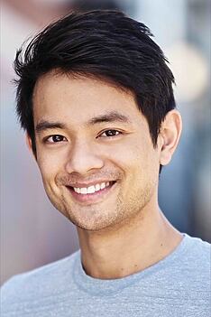 Porträt von Osric Chau