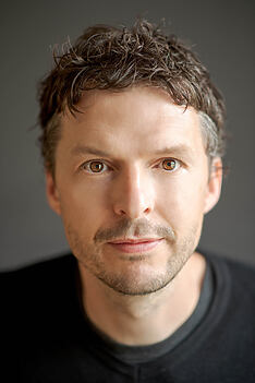 Porträt von Richard Clements