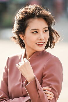 Porträt von Seo Ji-seung