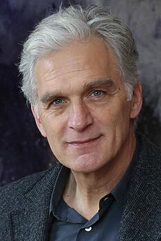 Porträt von Walter Sittler