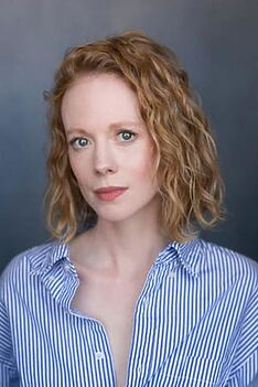 Porträt von Zoe Boyle
