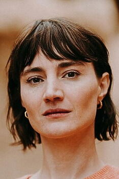 Porträt von Paula Hans