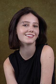 Porträt von Scarlett Rayner