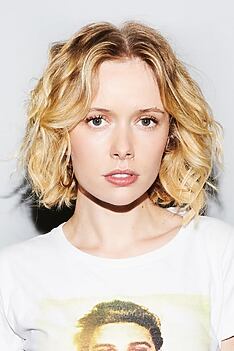 Porträt von Amelia Eve