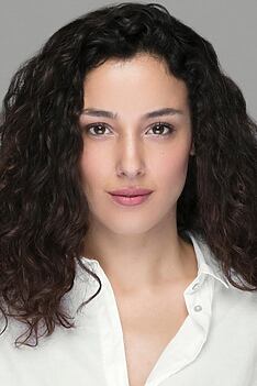 Porträt von Cansu Tosun