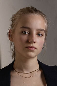 Porträt von Juli Grabenhenrich