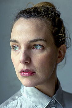 Porträt von Kara Schröder