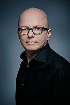 Porträt von Oliver Rohrbeck