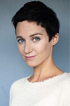 Porträt von Polly Maberly
