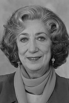 Porträt von Julie Bovasso