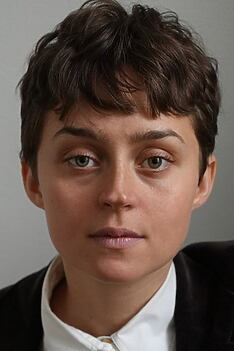 Porträt von June Ellys Mach