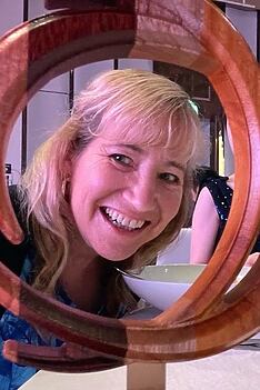 Porträt von Linda Shayne