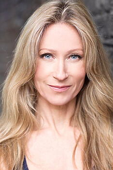 Porträt von Angela Dixon