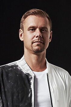 Porträt von Armin van Buuren