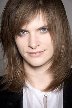 Porträt von Lena Lauzemis